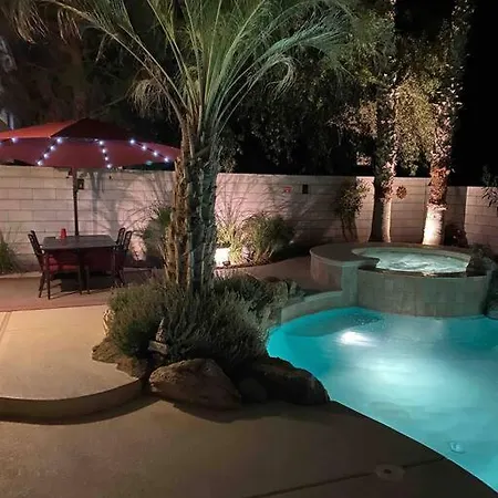 Elegant Beautiful Home With Pool & Heated Spa